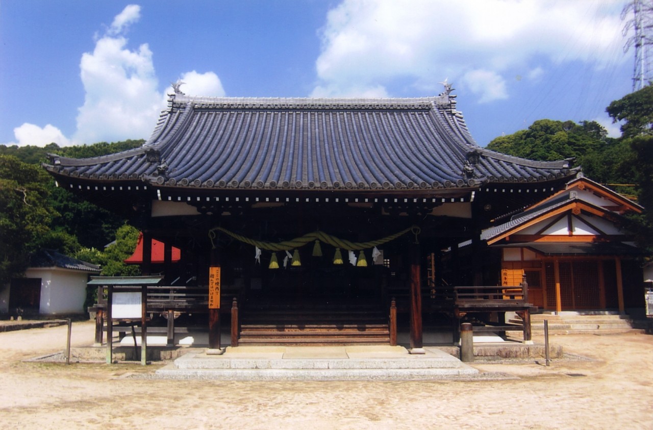 当神社拝殿