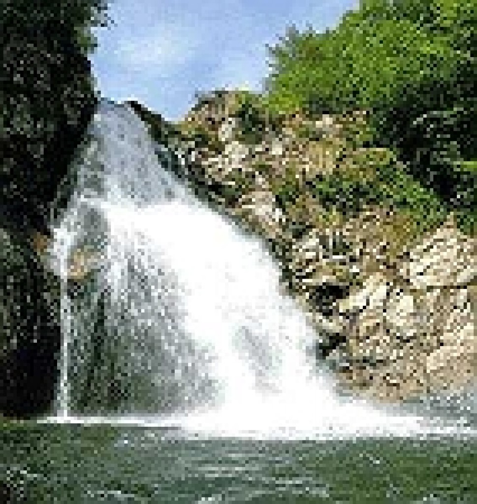 鎧滝 | 【公式】広島の観光・旅行情報サイト Dive! Hiroshima
