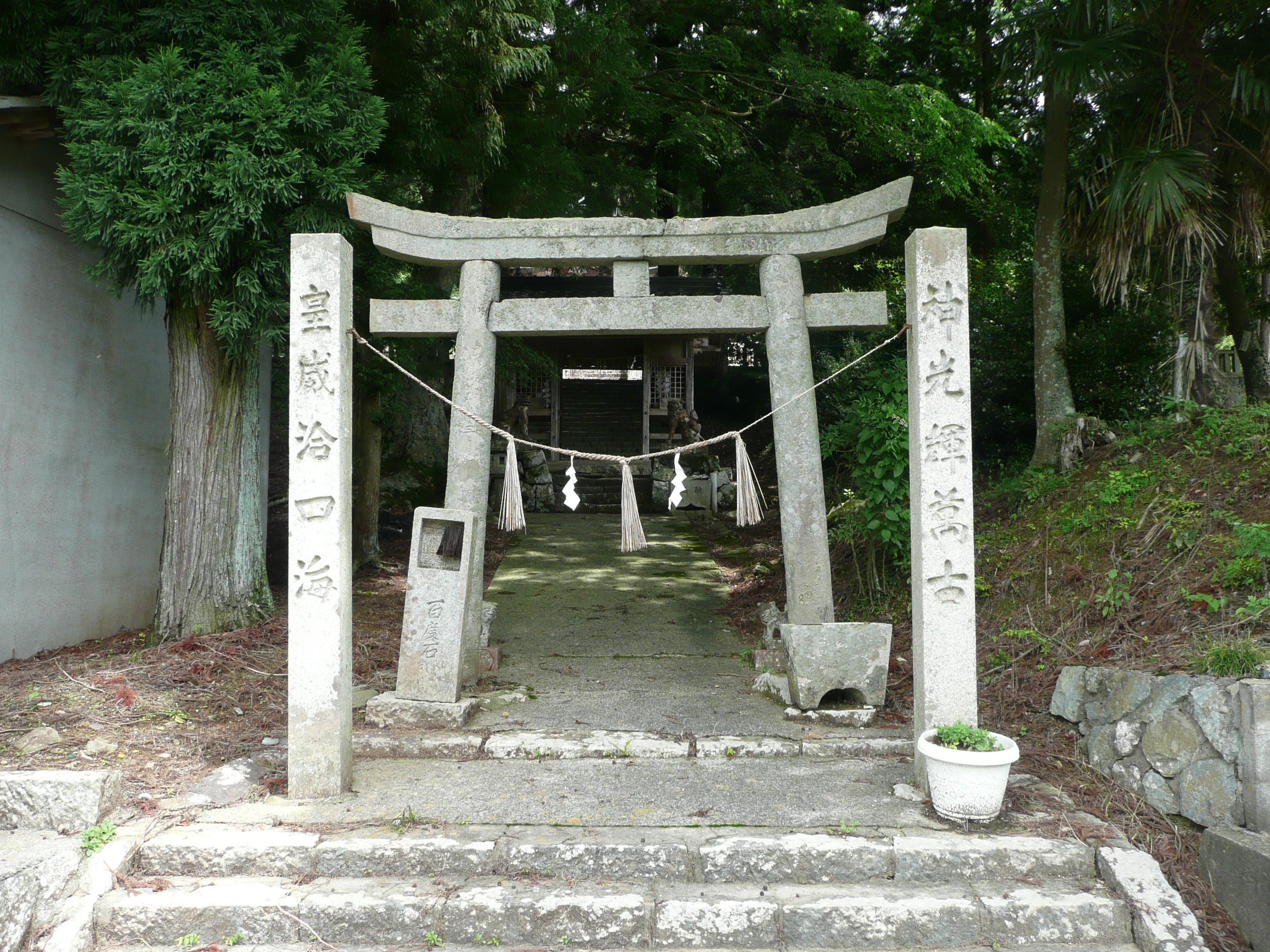 神社の正面