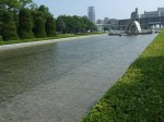 平和の池