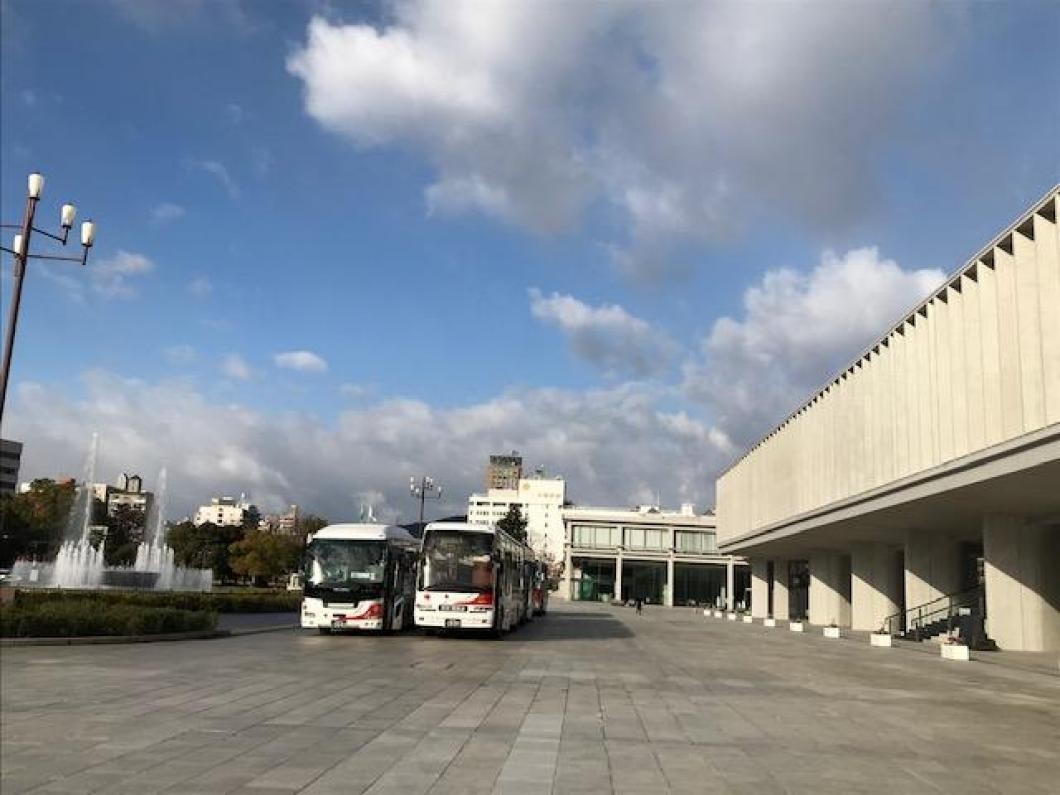 平和 公園 バス 駐 車場