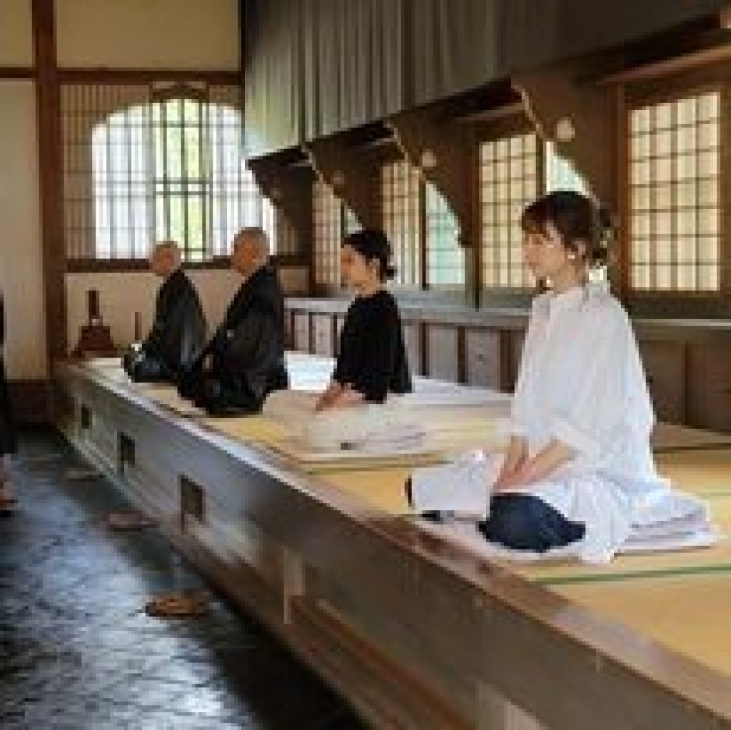 ガンダーラ禅定坐像 (かん陀羅禅定坐像) 茶室 会所 民宿 禅意(禅意装) 月例坐禅会 | 【公式】広島の観光・旅行情報サイト Dive! Hiroshima