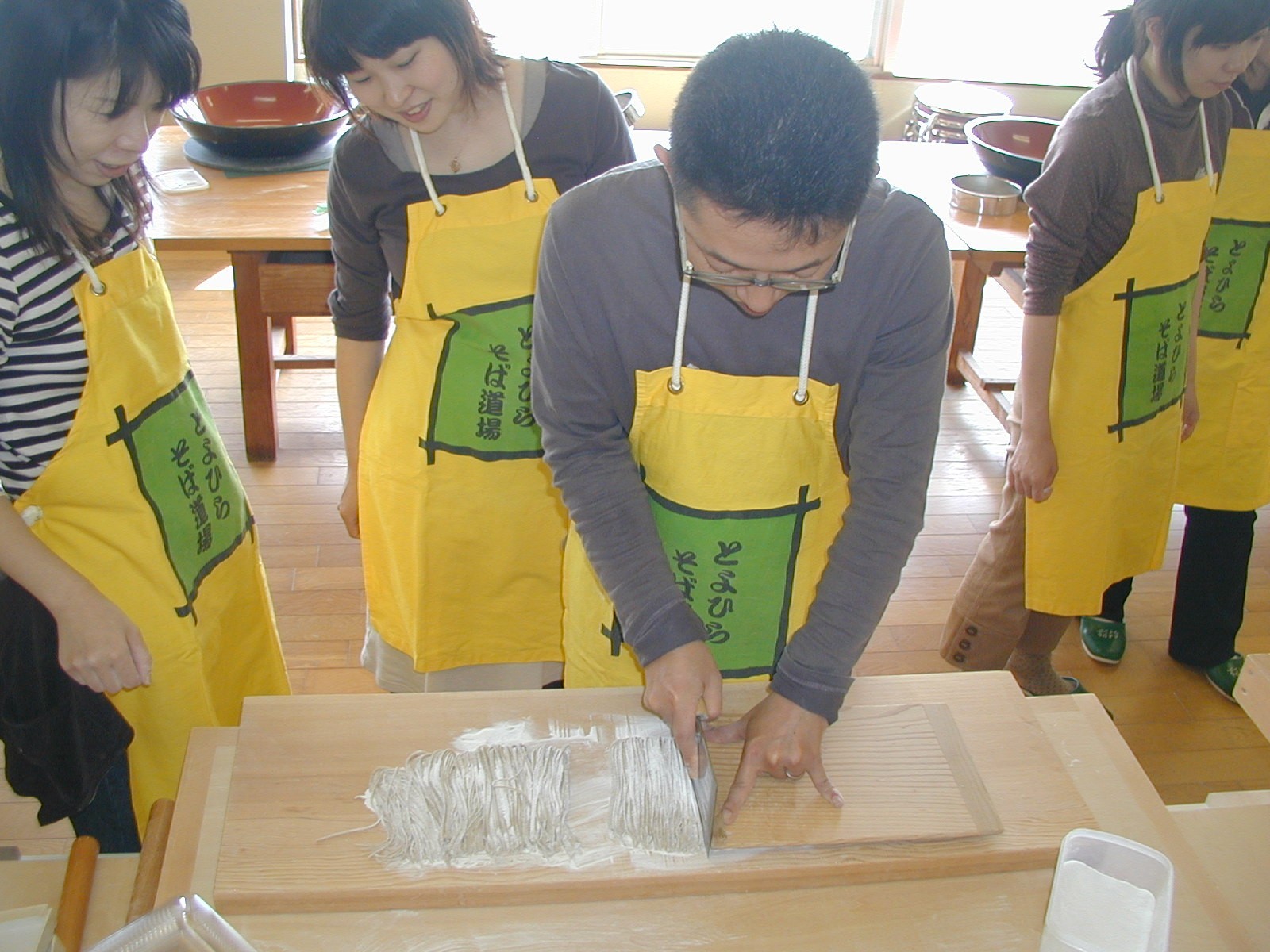 そば打ちの様子です。