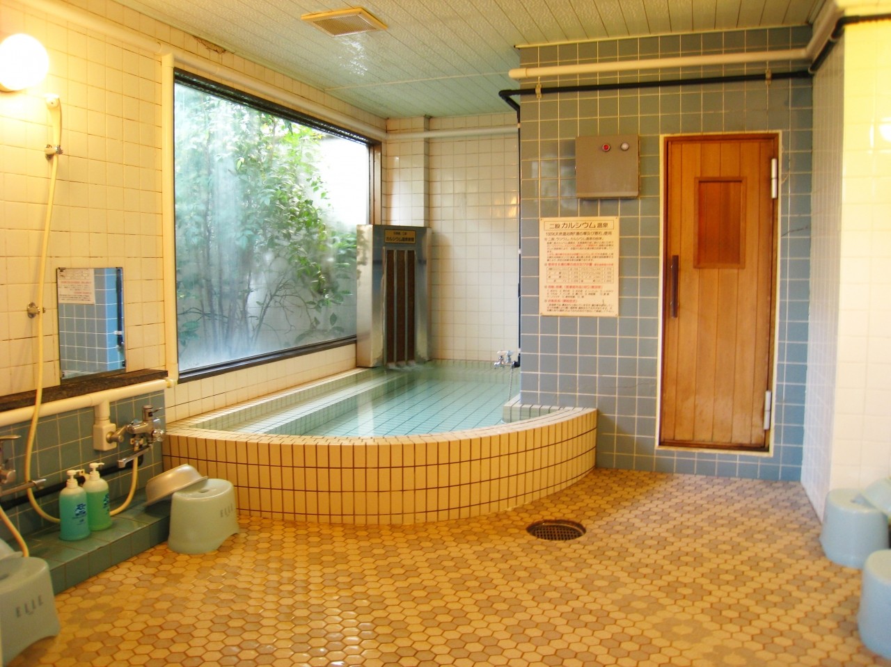男性用大浴場(北海道二股温泉)